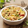 Bowl met noedels en garnalen "Asia-Style"