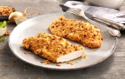 Kipschnitzels met gebakken uitjes