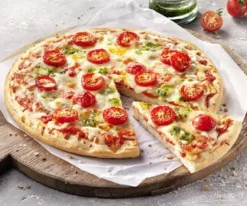 Pizza 'Soft & Crispy' provolone-mozzarella