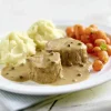 Varkenshaasje in peperroomsaus met worteltjes en aardappelpuree