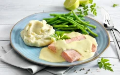 Zalm in bearnaisesaus met boontjes en puree